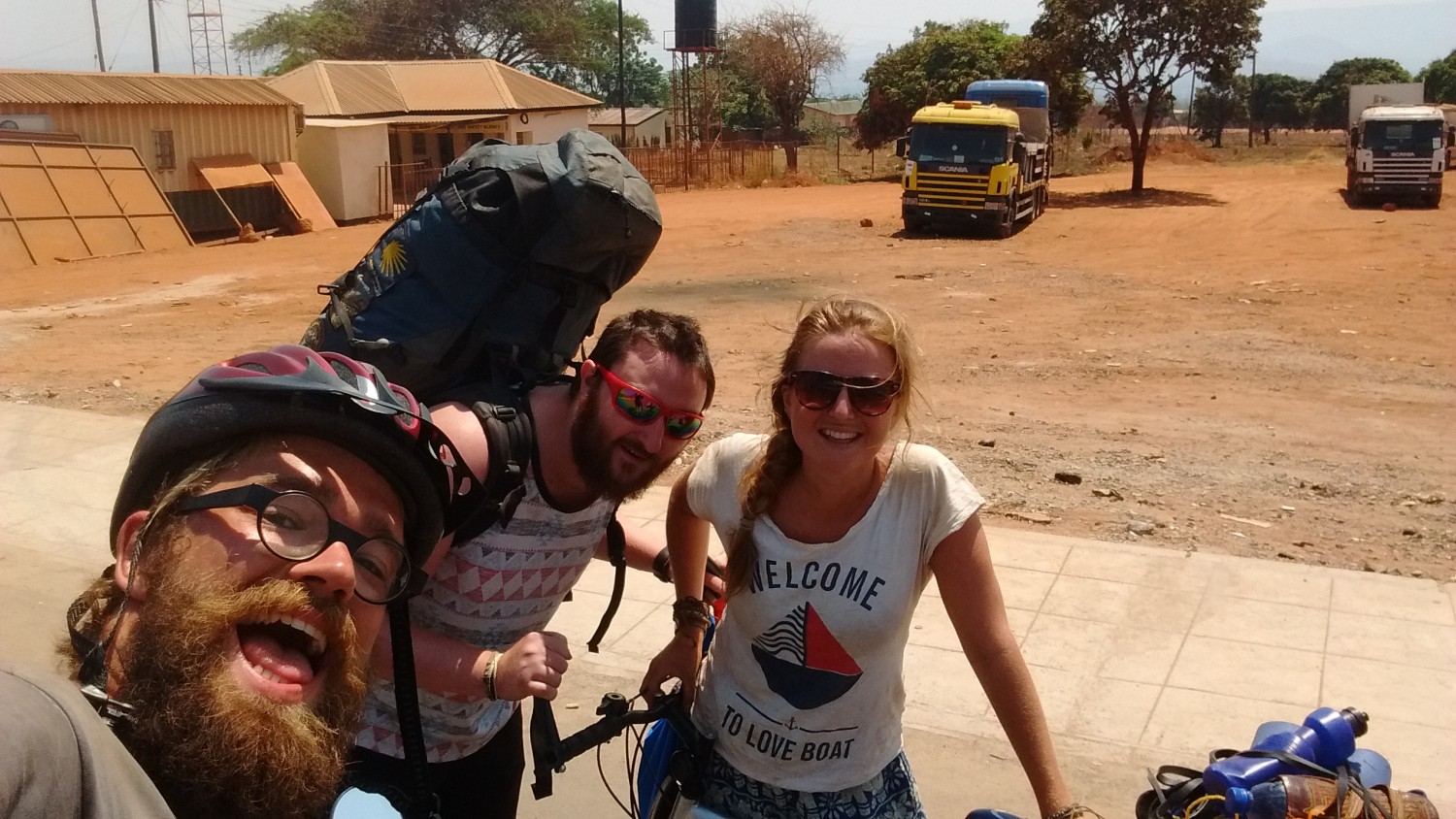 Crossing the border from Malawi to Zambia