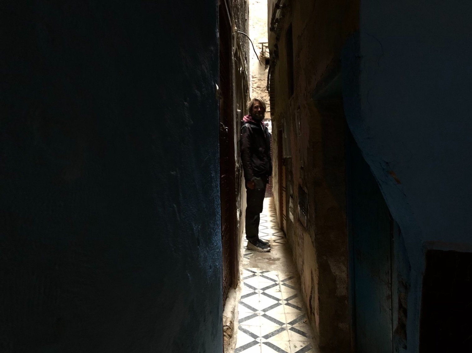 Small streets in the Fès medina