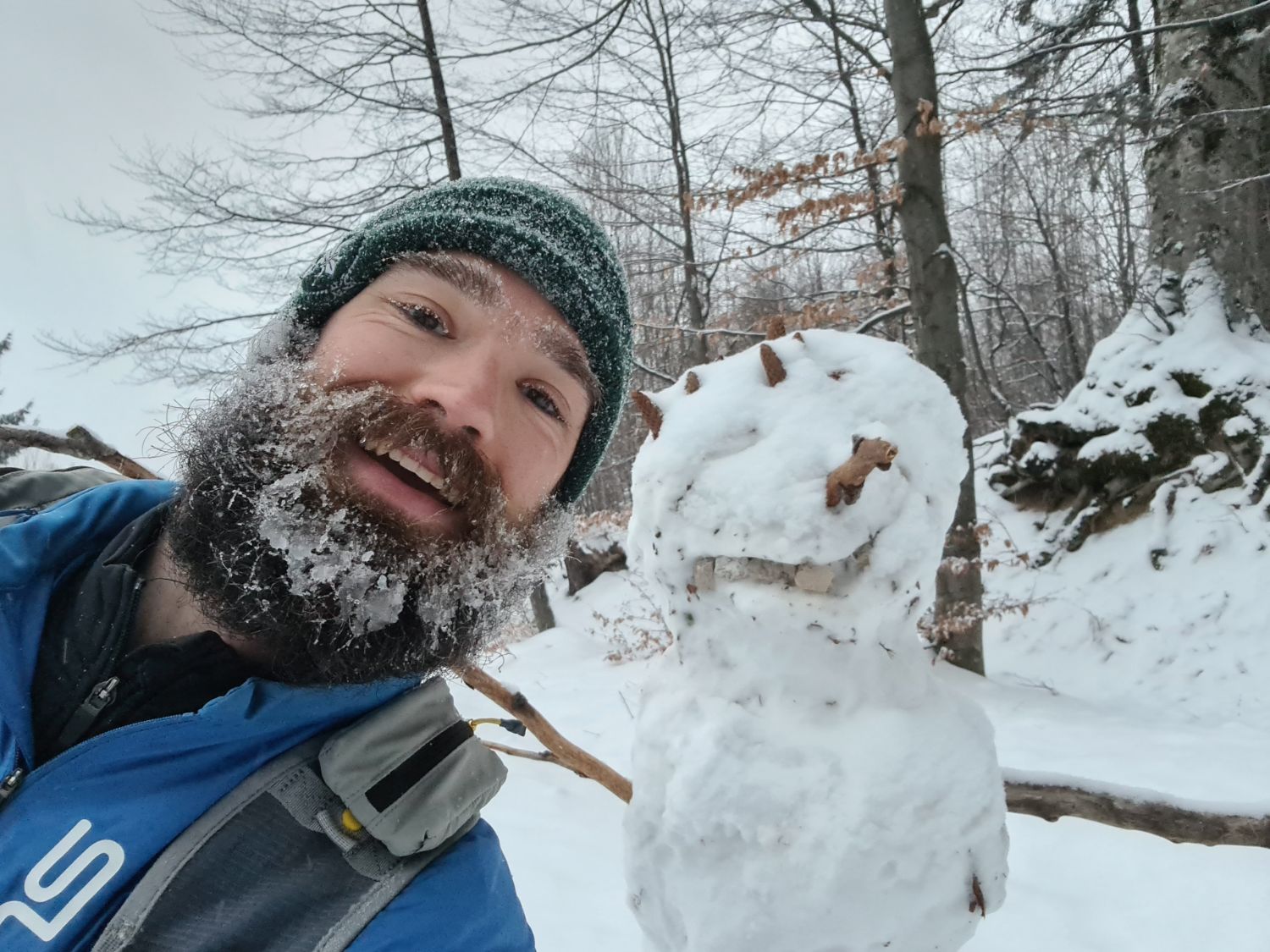 Snowman says hi